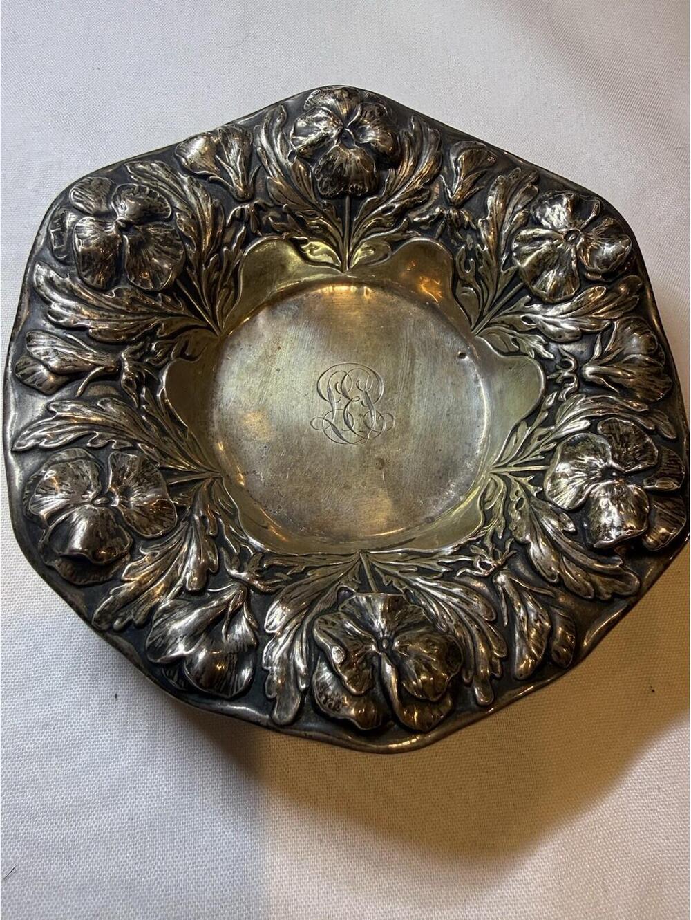 GORHAM 58g Sterling Silver Floral Repousse Bon-Bon Candy Nut Bowl Vintage Stamp